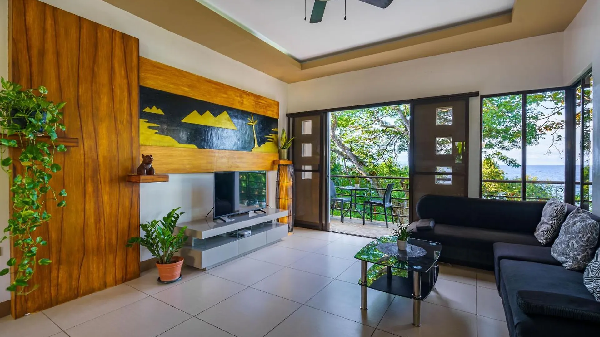 Сasa de vacaciones Oceanside 2 Bedroom House, 100Mbps Wifi Panglao Filipinas