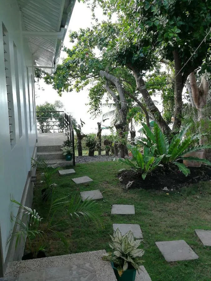 Oceanside 2 Bedroom House, 100Mbps Wifi Panglao